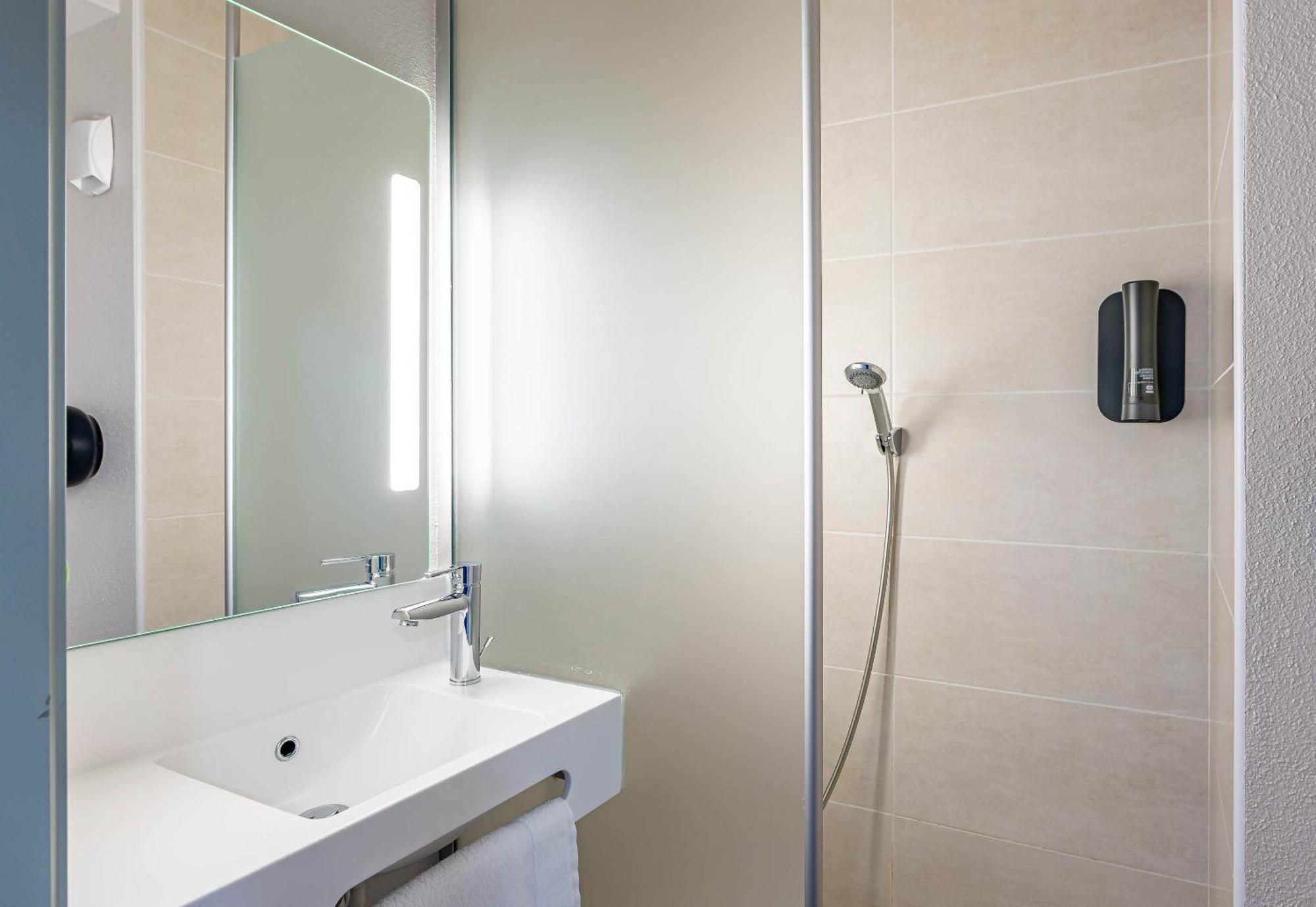 B&B Hotel Bordeaux Langon Экстерьер фото